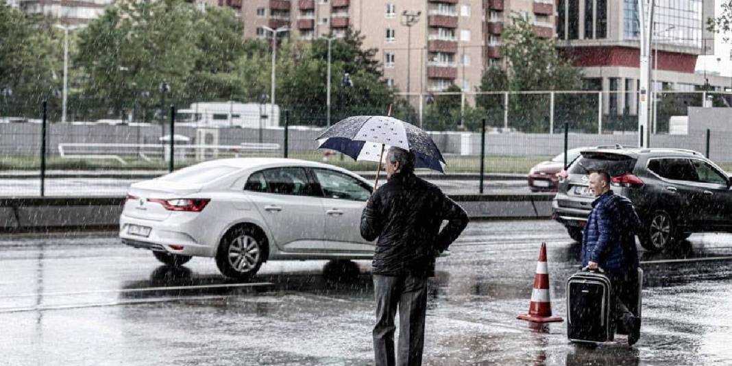 Ankaralılar gri havaya hazır olun! Sıcaklık bir anda düşecek, gök gürültülü sağanak bastıracak! 3